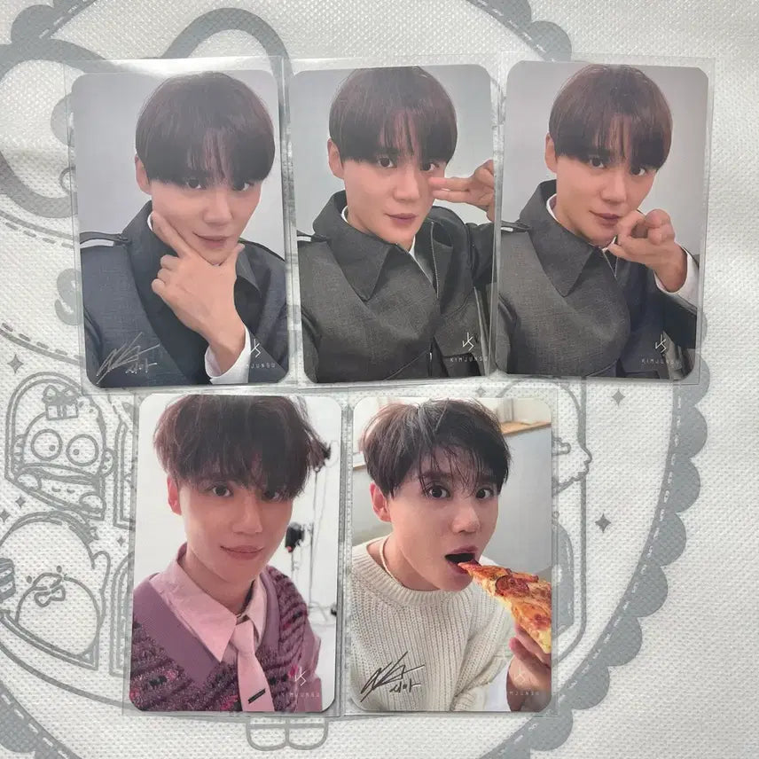 [BUNJANG] XIA Junsu Wuhan Fanmeeting Photocard Bundle Set / 김준수 중국 우한 팬미팅 입장 포카 5종 + 엽서 일괄