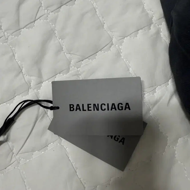 [BUNJANG] Balenciaga I Love Paris Black Ball Cap / 발렌시아가 I love Paris 볼캡 블랙