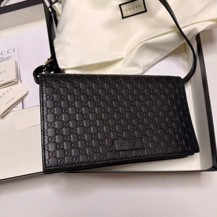 [BUNJANG] Gucci Microguccissima Crossbody Bag / 구찌 마이크로시마 크로스백