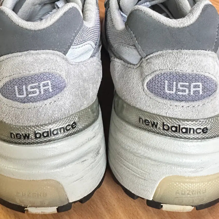 [SOLD OUT] NEW BALANCE 992 GREY