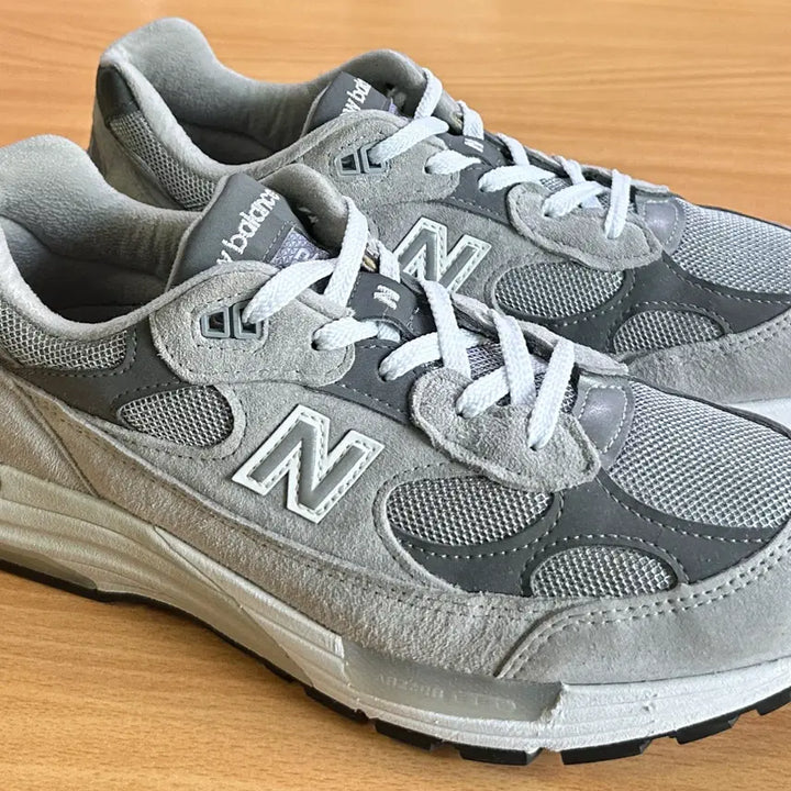 [SOLD OUT] NEW BALANCE 992 GREY