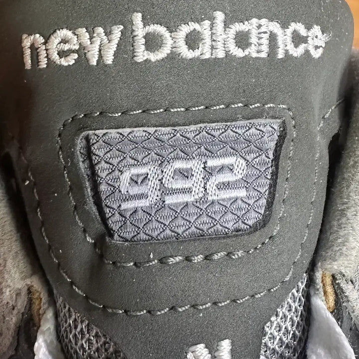 [SOLD OUT] NEW BALANCE 992 GREY