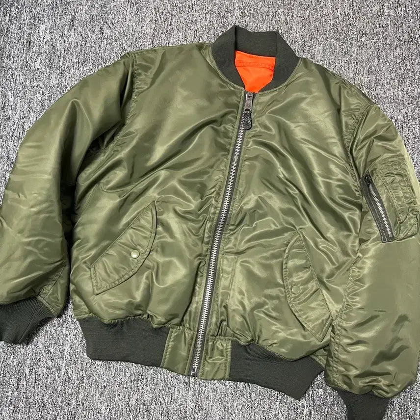 [SOLD OUT] 80s 빈티지 복각 ma-1 봄버