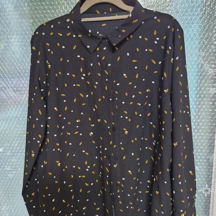 [SOLD OUT] 패턴 블랙 긴팔 셔츠