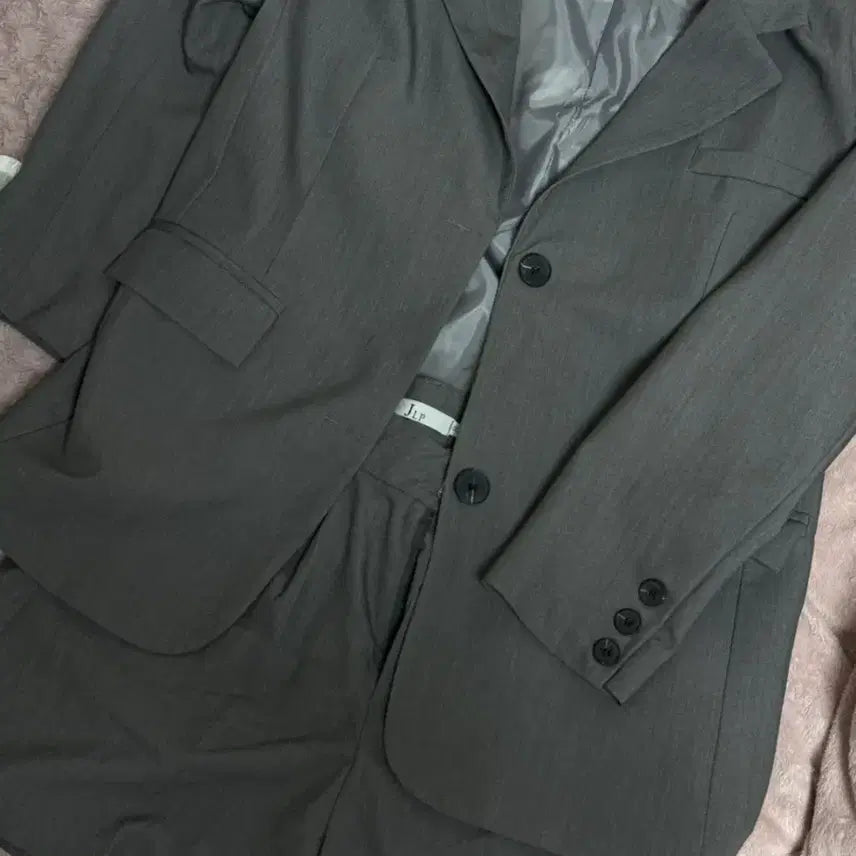 [BUNJANG] Gray Set-up (Jacket, 3-part Shorts) / 회색 셋업 (자켓,3부 반바지)