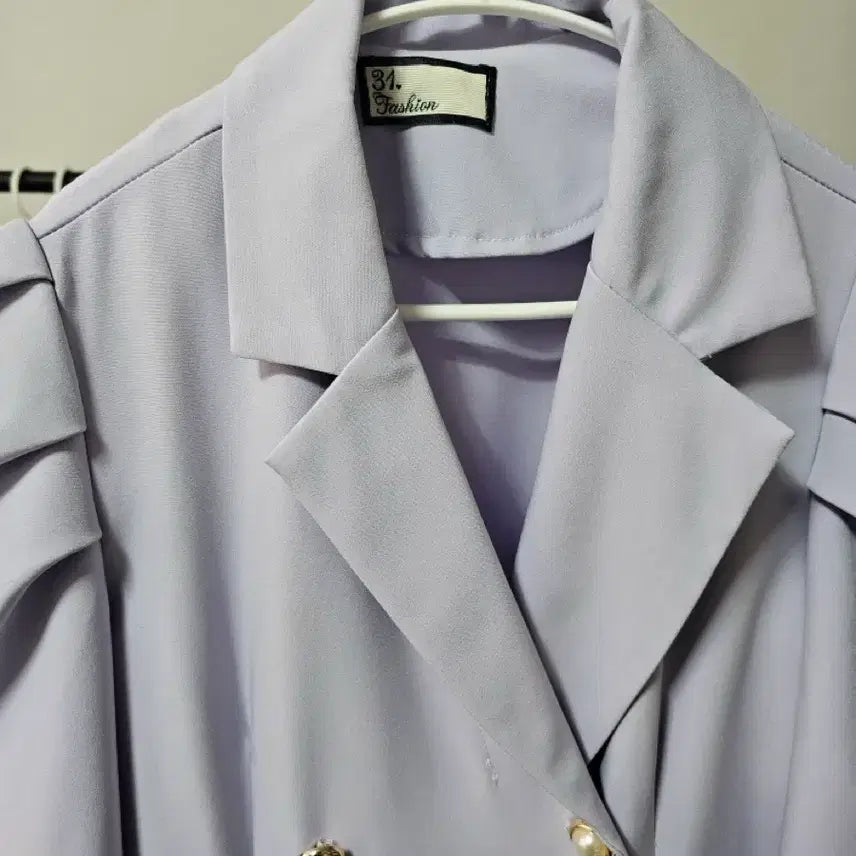 [SOLD OUT] 연보라색 금장 버튼 원피스