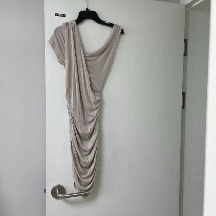 [BUNJANG] Draping Shirring Dress Gray Beige / 237 드레이핑 셔링 원피스 그레이베이지