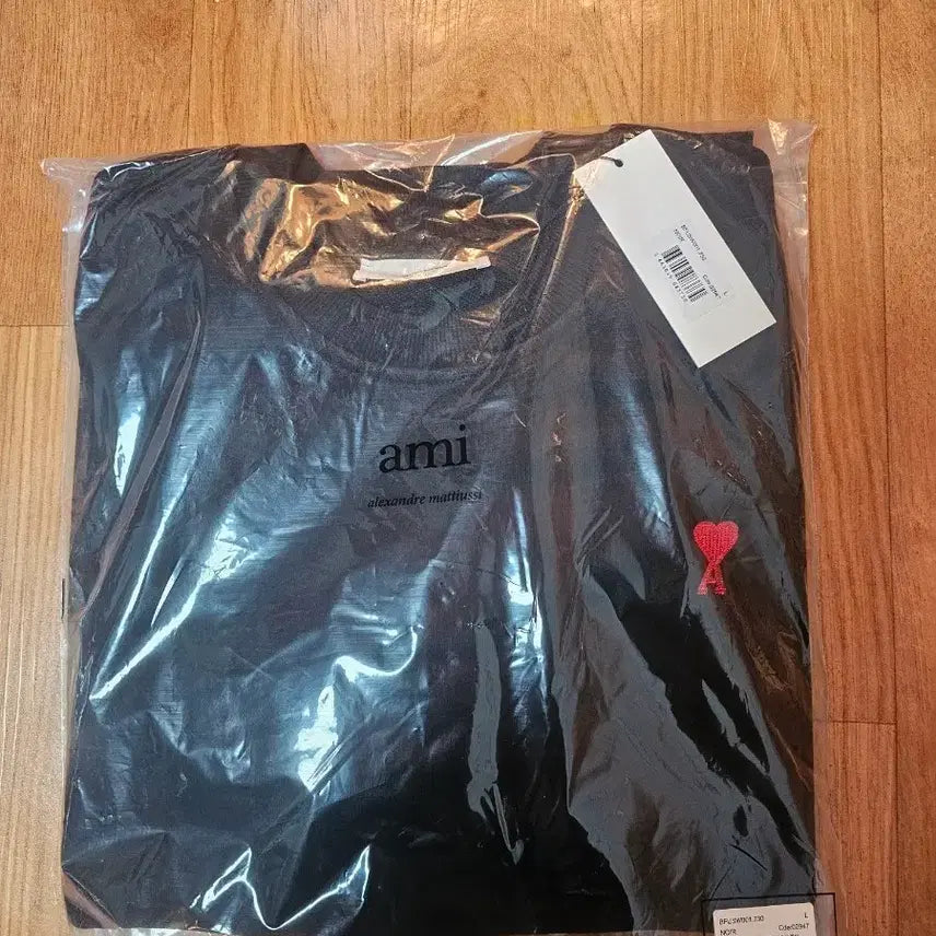 [SOLD OUT] 아미 블랙 하트 로고 맨투맨 티셔츠L