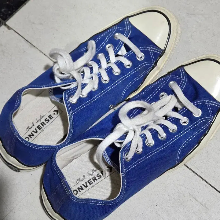 [BUNJANG] Converse Chuck Taylor Low Blue Sneakers / 컨버스 척테일러 로우 블루 스니커즈