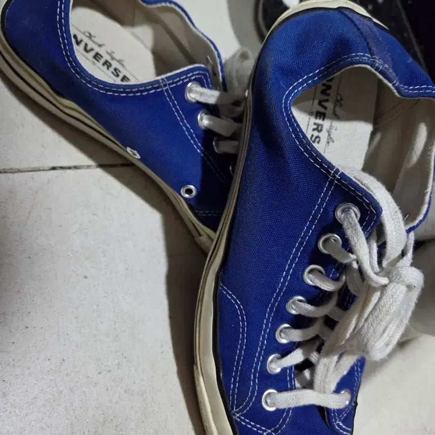 [BUNJANG] Converse Chuck Taylor Low Blue Sneakers / 컨버스 척테일러 로우 블루 스니커즈