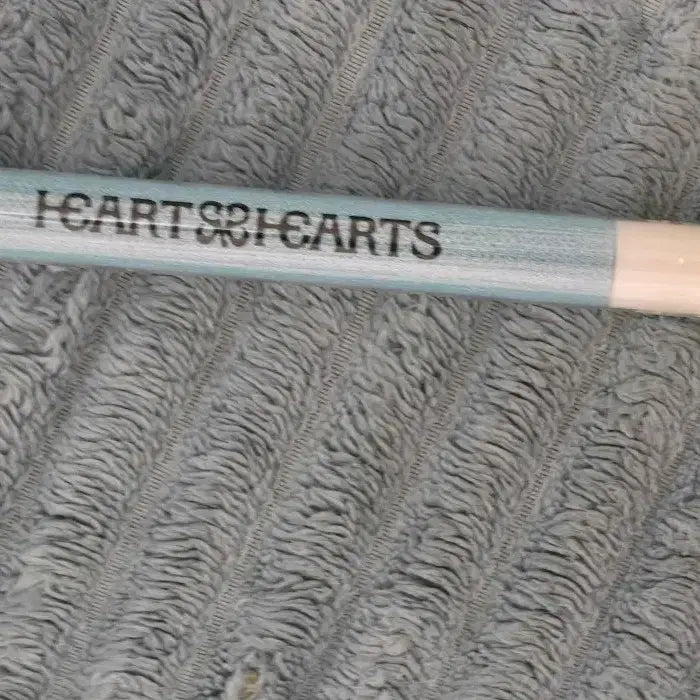 [BUNJANG] Heart to Heart Official Temporary Lightstick / 하츠투하츠 임시 응원봉