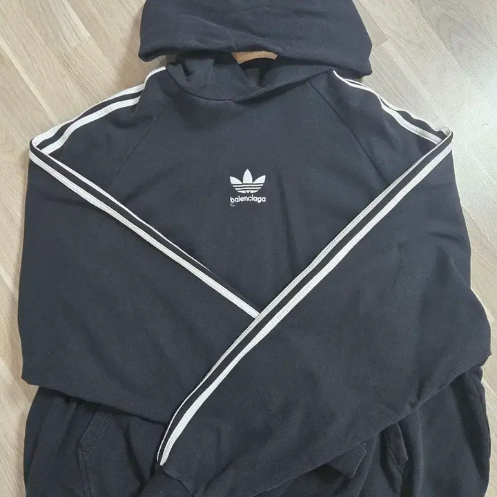 [BUNJANG] Balenciaga Adidas Hoodie (Large Fit) Black / 발렌시아가 아디다스 후드 라지 핏 블랙 2