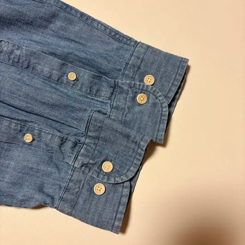 [SOLD OUT] (무료배송) 바나나리퍼블릭 남성셔츠 데님 셔츠 L