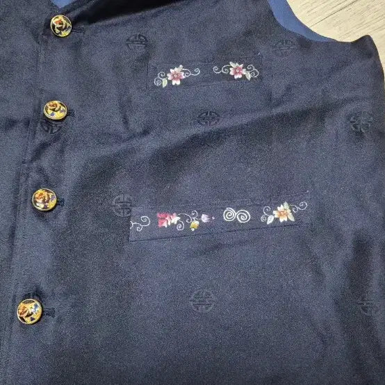 [BUNJANG] Traditional Korean Male Maguja and Vest / 남성 한복 ㅡ마고자.조끼 팝니다