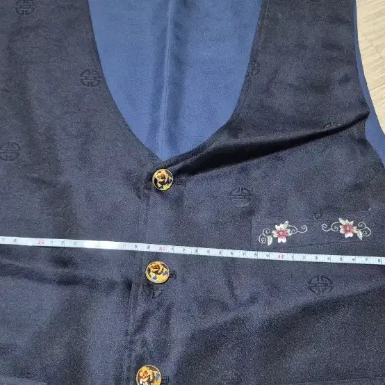 [BUNJANG] Traditional Korean Male Maguja and Vest / 남성 한복 ㅡ마고자.조끼 팝니다
