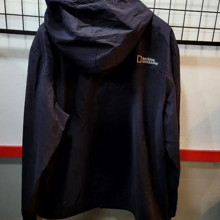[SOLD OUT] 정품 내셔널지오그래픽 아노락 바람막이