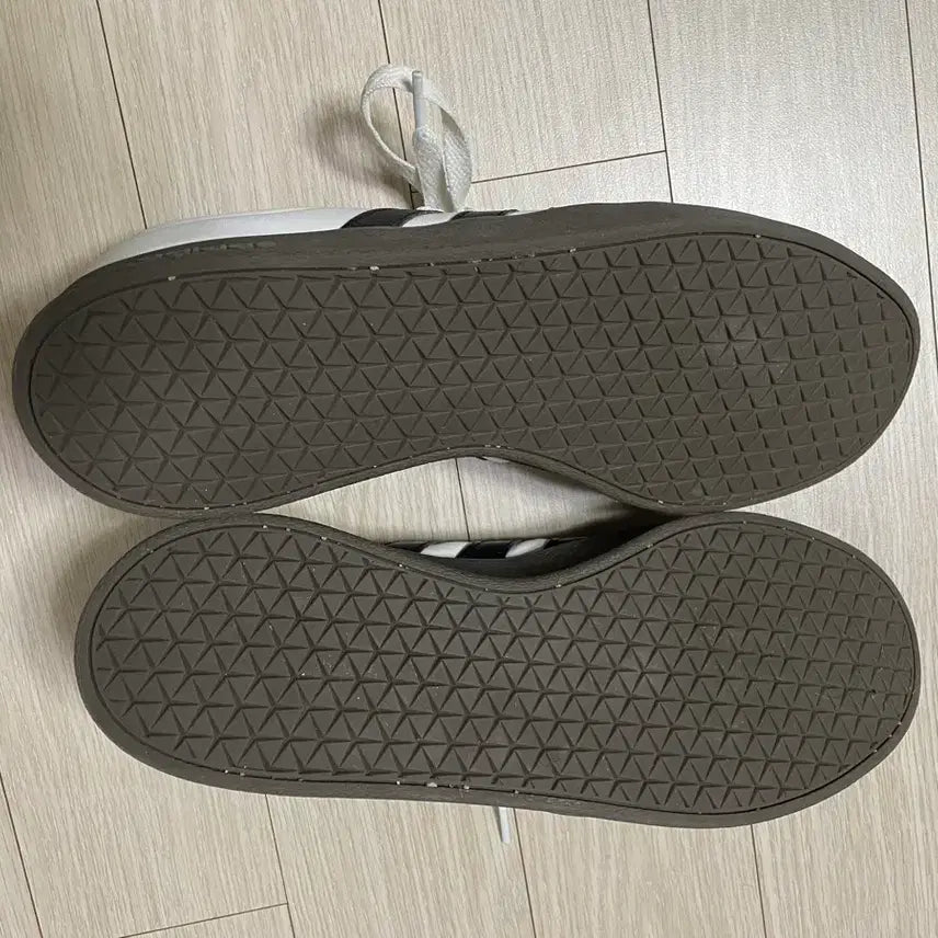 [BUNJANG] Adidas VL Court 2.0 Sneakers / 아디다스 VL COURT 2.0
