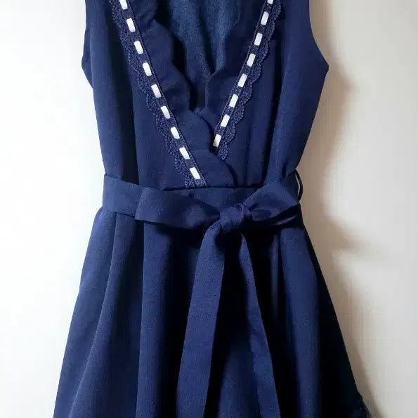 [BUNJANG] Lizlisa One Piece Dress / 리즈리사의 원피스