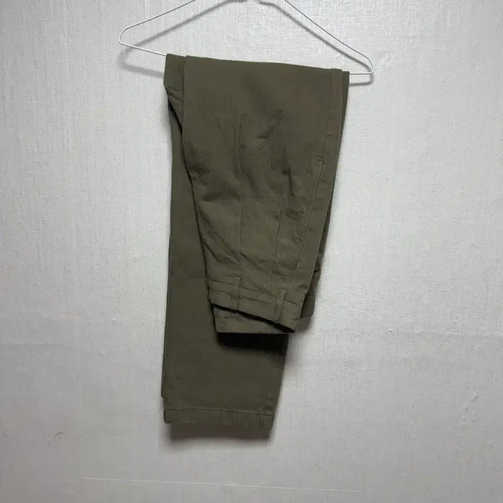[SOLD OUT] (새제품) Noah 노아 트윌 더블 플리츠 올리브 팬츠 (26)
