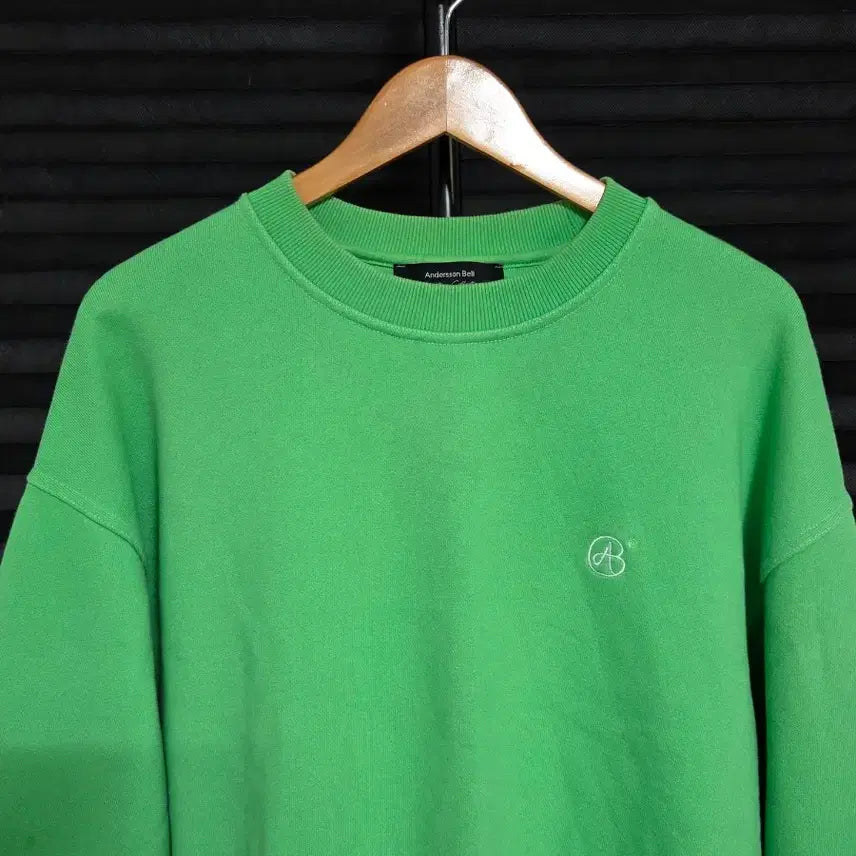 [BUNJANG] Andersson Bell Unisex Signature Emblem Sweatshirt / [앤더슨벨] 유니섹스 시그니쳐 엠블럼 맨투맨 | 00029