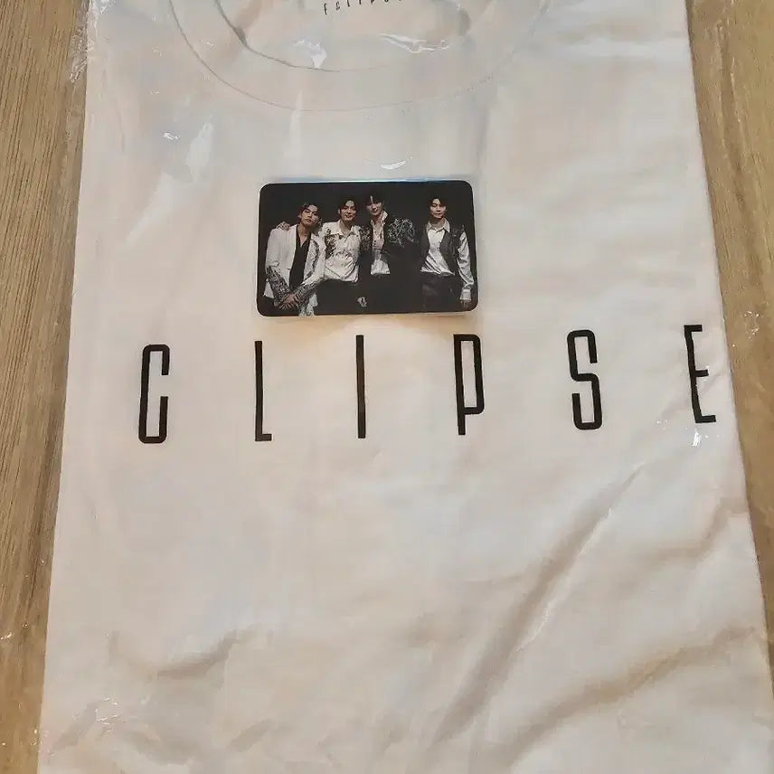 [BUNJANG] Byeon Woo-seok Lovely Runner Eclipse T-shirt + Photocard / 변우석 선업튀 팝업굿즈 이클립스티셔츠 + 포토카드