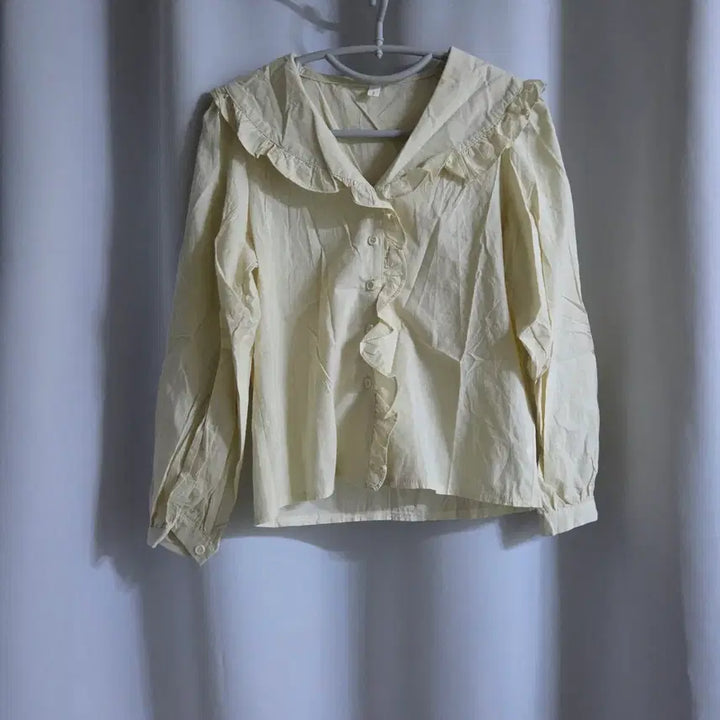 [BUNJANG] Sera Kara Blouse Shirt - New / 세라카라 블라우스셔츠 새옷