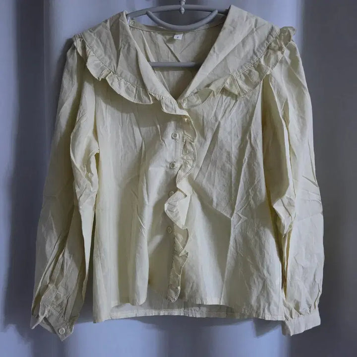 [BUNJANG] Sera Kara Blouse Shirt - New / 세라카라 블라우스셔츠 새옷