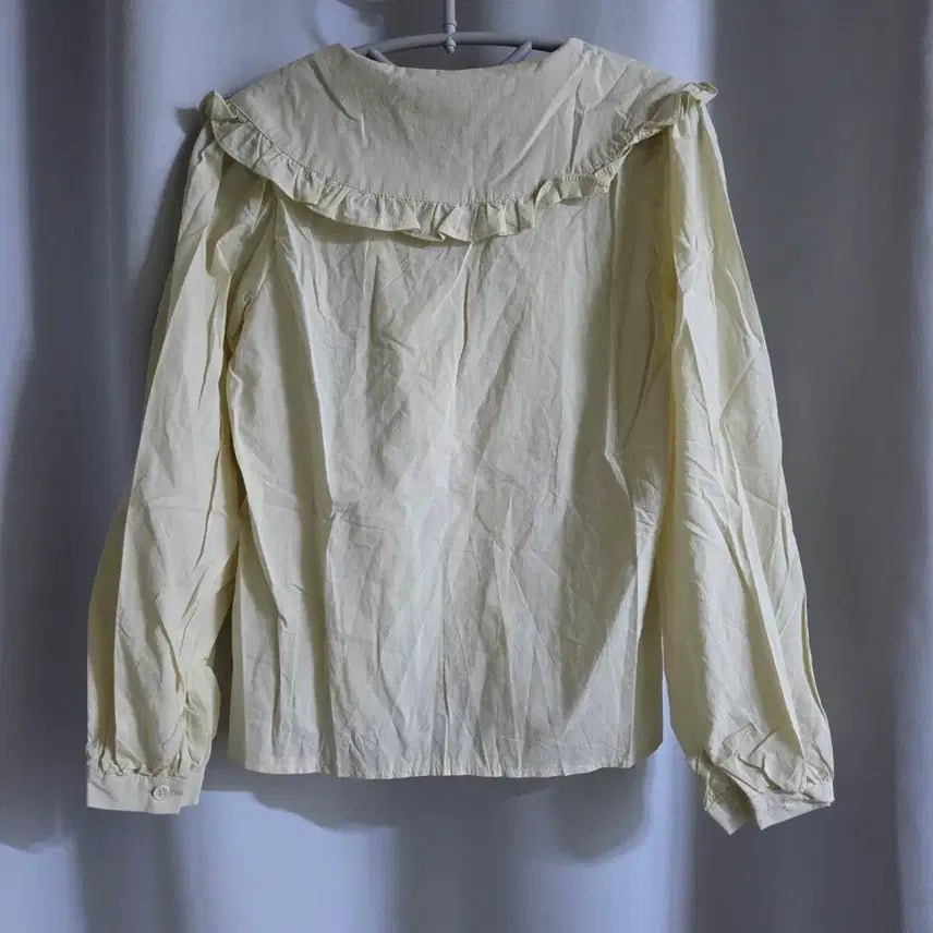 [BUNJANG] Sera Kara Blouse Shirt - New / 세라카라 블라우스셔츠 새옷