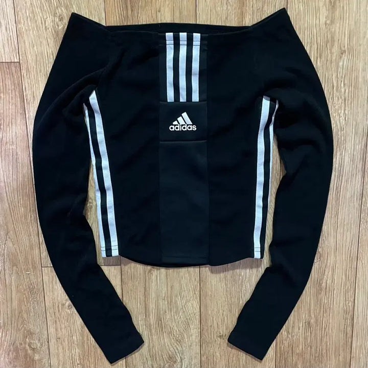 [BUNJANG] Adidas Han So Hee Off-Shoulder Long Sleeve Top / 아디다스 블랙 커스텀 오프숄더 긴팔 한소희탑 대장