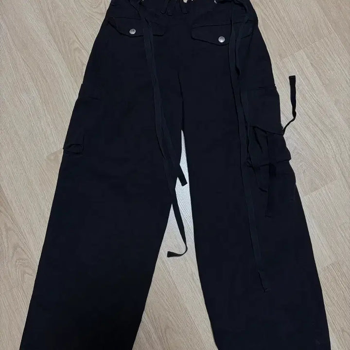 [SOLD OUT] 나체 스트랩 와이드 카고 팬츠(블랙/0)