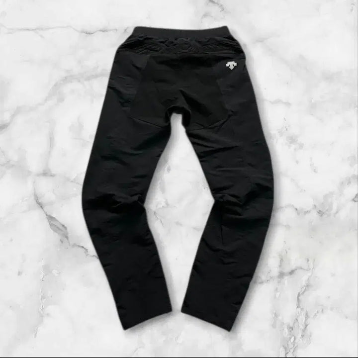 [BUNJANG] Descente Training Pants (28) / 데상트 트레이닝바지 28