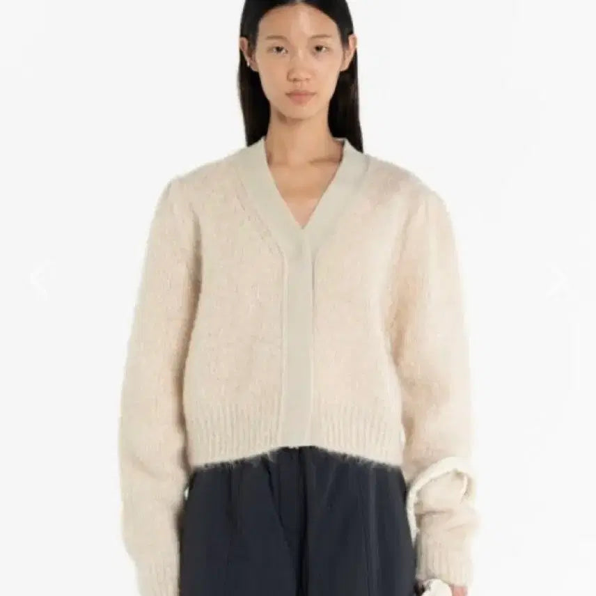 [BUNJANG] Amomento Grandma Cardigan Ecru / 아모멘토 그랜마가디건
