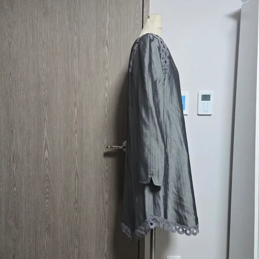 [BUNJANG] People of the World Midi Dress Polyester Rayon Lace Detail Gray / 미사용품 35만원대 피플오브더월드 고급 원피스 55