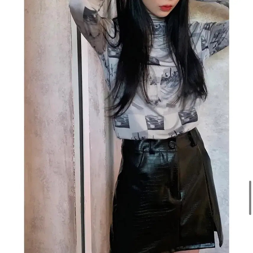 [BUNJANG] Python Leather Mini Skirt - Size S / 파이톤 레더 미니 스커트 S
