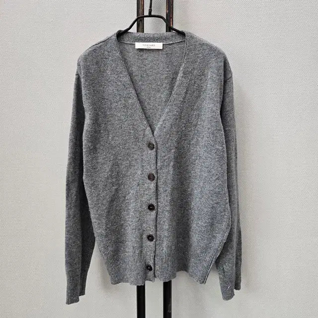 [BUNJANG] VINEYARD Gray Basic V-Neck Cardigan / VINEYARD 빈야드 그레이 기본형 브이넥 가디건