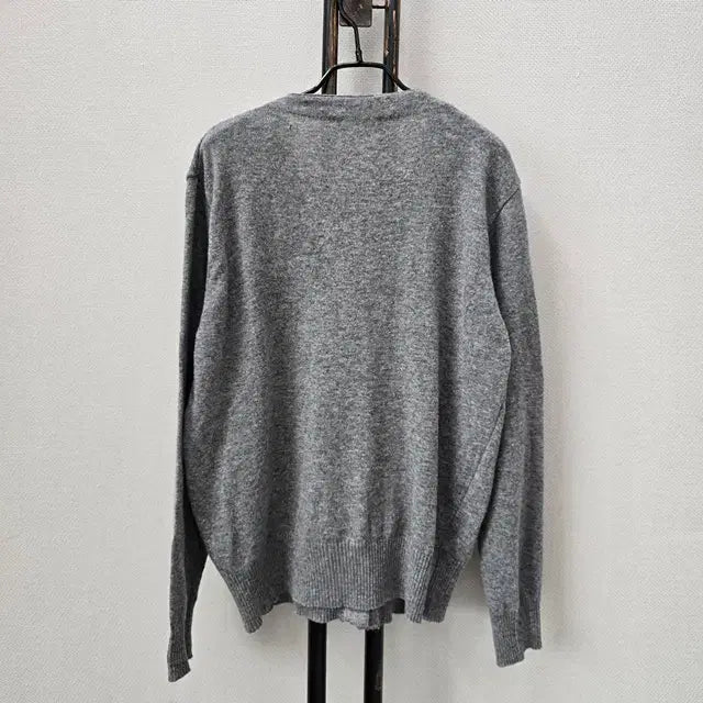 [BUNJANG] VINEYARD Gray Basic V-Neck Cardigan / VINEYARD 빈야드 그레이 기본형 브이넥 가디건