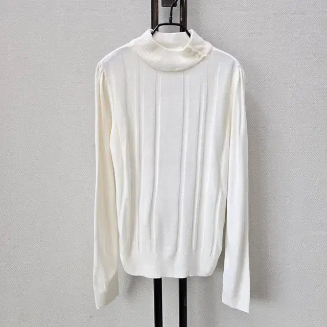 [BUNJANG] FriSunSat Ivory High Neck Striped Knit Sweater / FriSunSat 프리선샛 아이보리 하이넥 스트라이프 무늬 니트