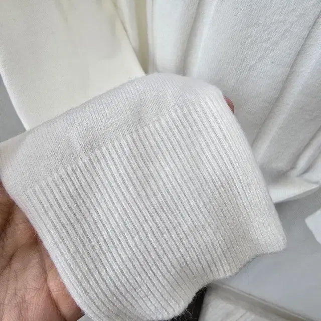 [BUNJANG] FriSunSat Ivory High Neck Striped Knit Sweater / FriSunSat 프리선샛 아이보리 하이넥 스트라이프 무늬 니트