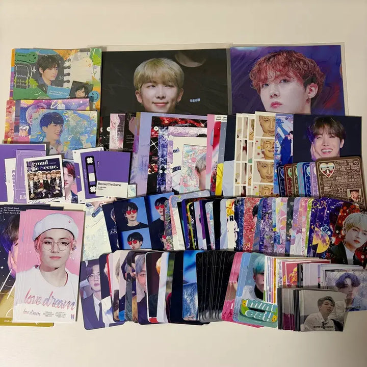 [BUNJANG] BTS Unofficial Goods Random Box / 약 4배 이상) 방탄소년단 방탄 bts 소장용 비공굿 랜박