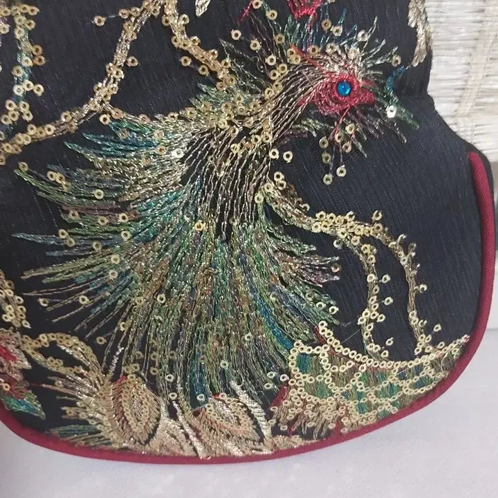 [BUNJANG] Black Peacock Embroidered Sequin Mini Tote Bag / 새젶품급)블랙 공작 자수 스팽글 미니 토트백