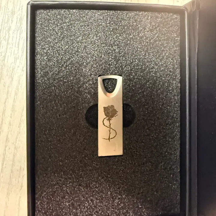 [SOLD OUT] 악엔죽 오디오 웹툰 시즌1 USB