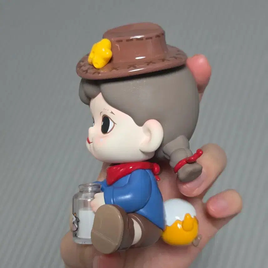 [BUNJANG] TNT Zola Figure / 티앤티 tnt 조라 피규어