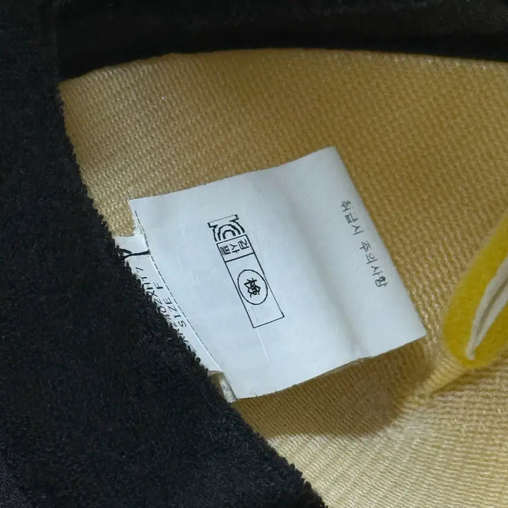 [BUNJANG] KAPITAL Mesh Cap Black and White Embroidery / 캐피탈 KAPITAL 메쉬 캡 판매 원사이즈 검흰 자수판 판매