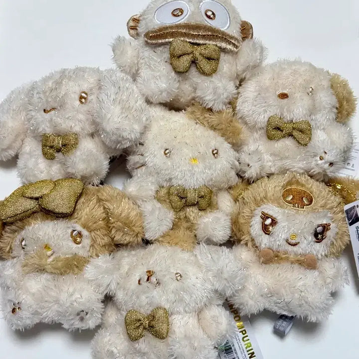 [BUNJANG] Sanrio Shiny Gold Plush Keyring Bundle / 산리오 반짝골드 인형 키링 시나모롤 폼폼푸린 포차코