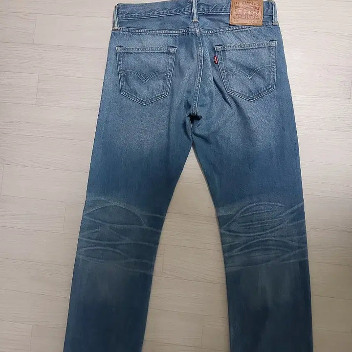 [SOLD OUT] 리바이스 504  골반 일자핏 30