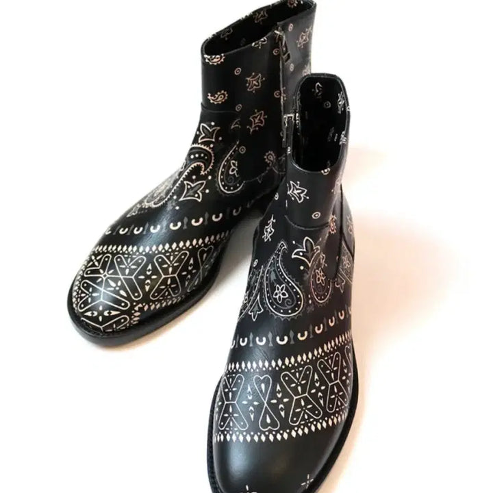 [SOLD OUT] 캐피탈 페이즐리 해군 부츠 블랙 4사이즈 (280-285)