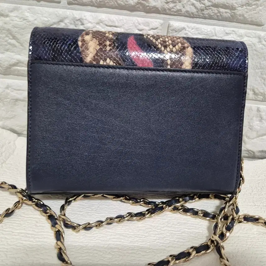 [SOLD OUT] 루이갈체 가방 뱀피 체인백
