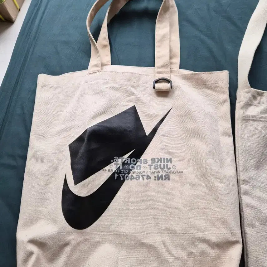 [BUNJANG] Nike x Kangol Canvas Shoulder Bag / Nike &amp;캉골 캔버스 숄더백 /사용감 있음