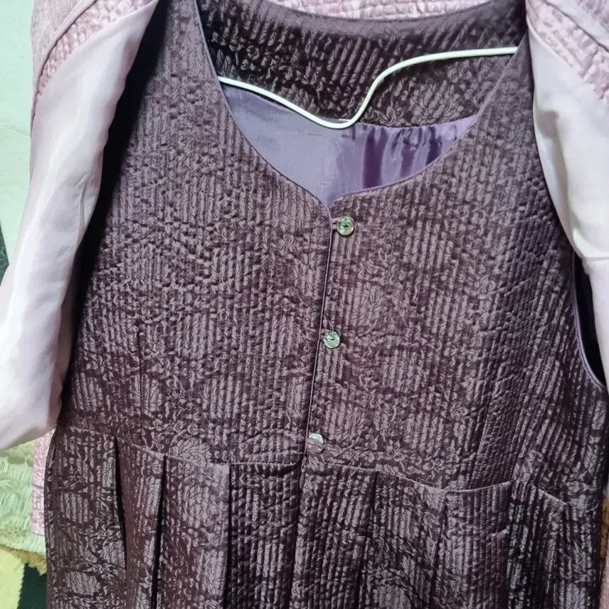 [BUNJANG] Quilted Modern Hanbok / 누비 계량 한복 1벌