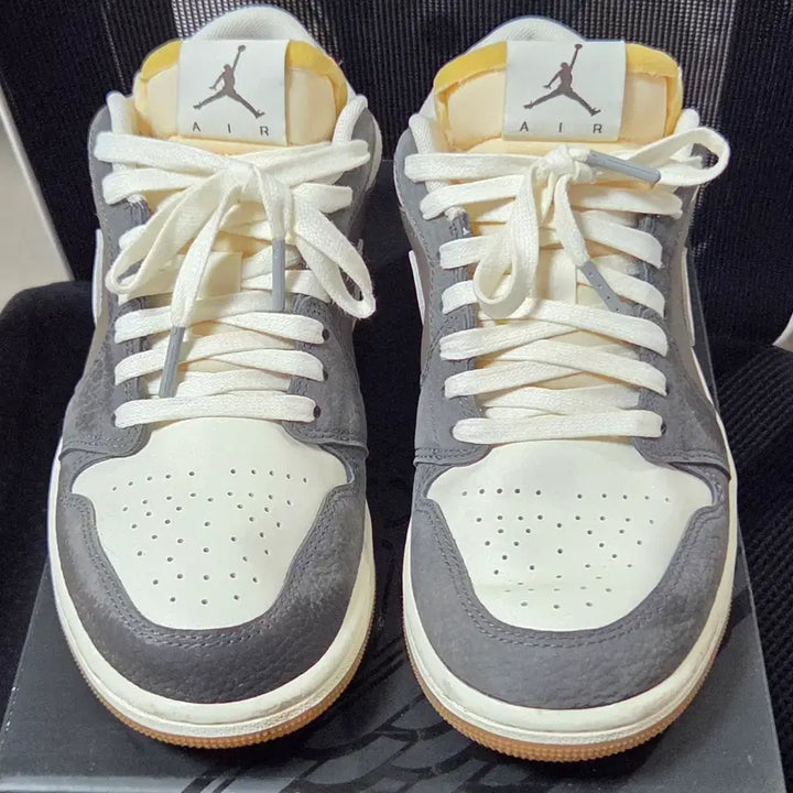[BUNJANG] Nike Air Jordan 1 Low &